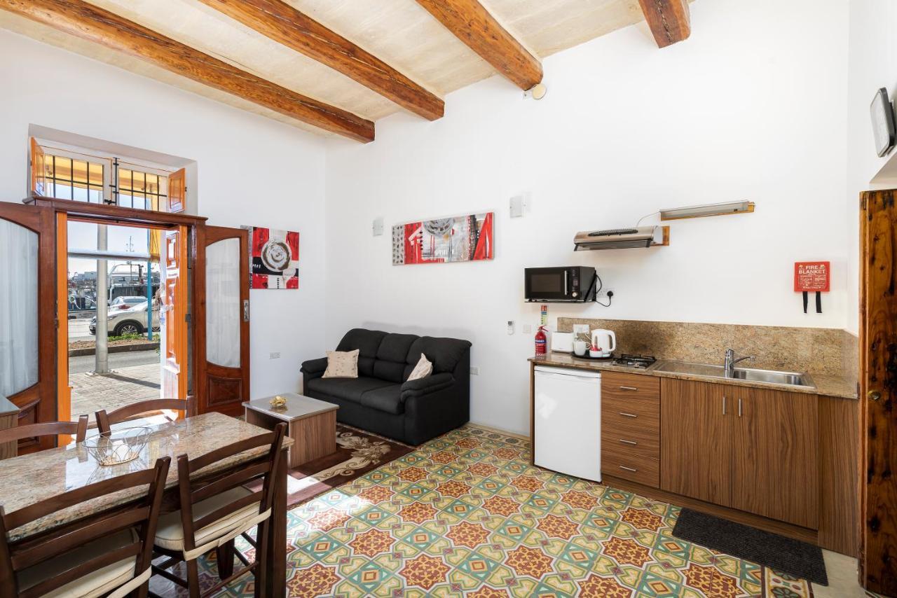 Quayside Apartments Marsaxlokk Εξωτερικό φωτογραφία
