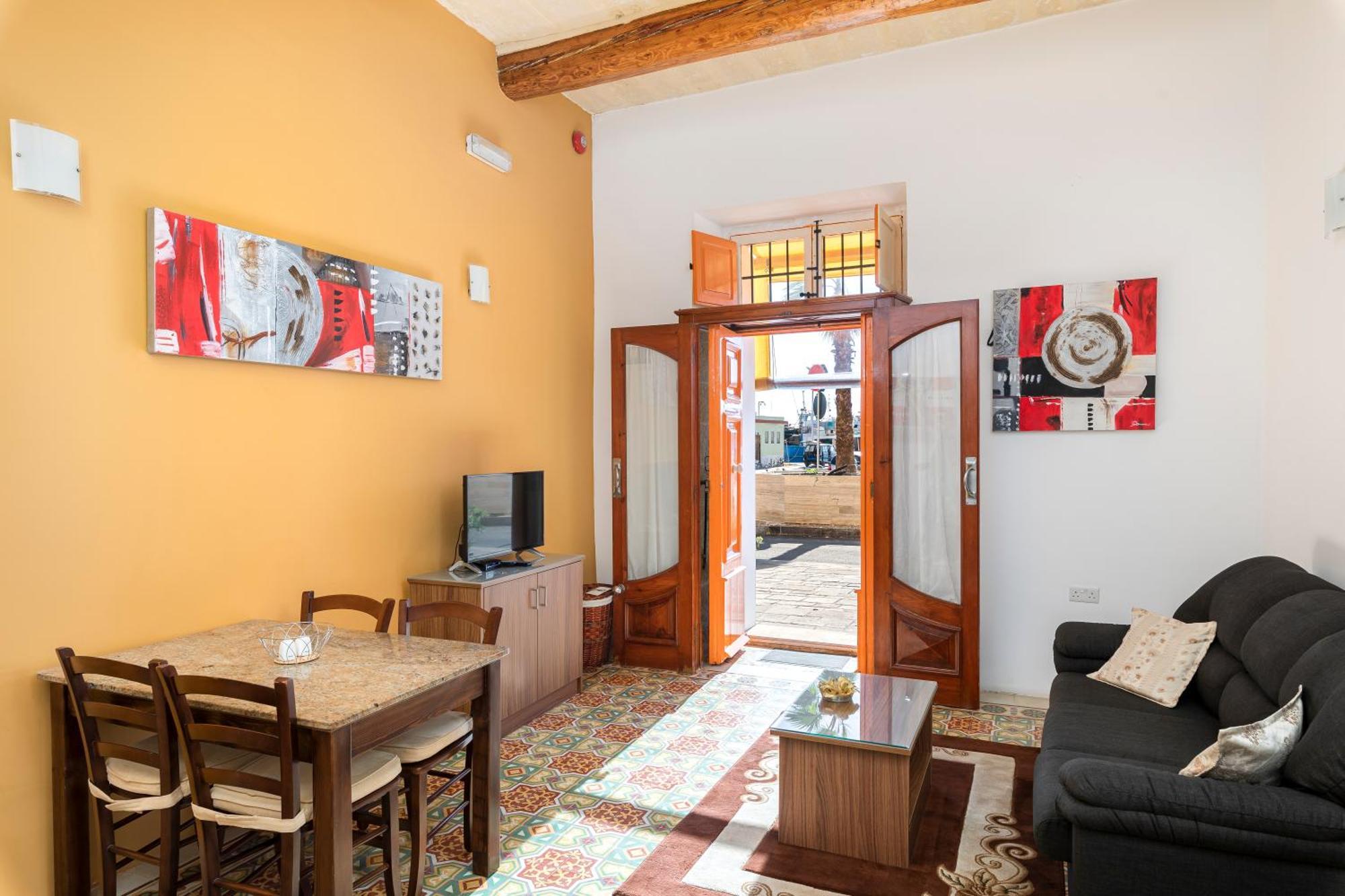 Quayside Apartments Marsaxlokk Εξωτερικό φωτογραφία
