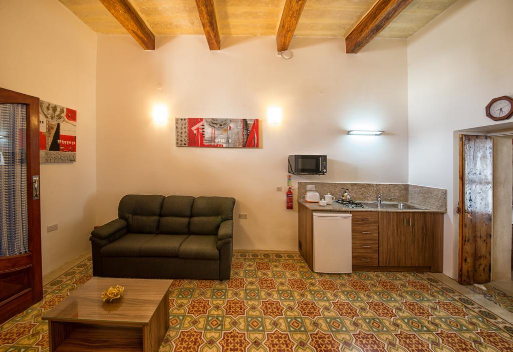 Quayside Apartments Marsaxlokk Δωμάτιο φωτογραφία